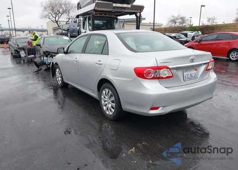 2012 Toyota Corolla Le z USA, uszkodzony, nr VIN 5YFBU4EE7CP062997